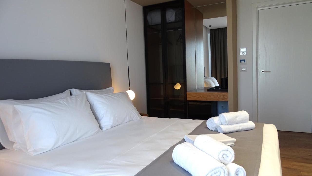 Valmar Hotel クサミル エクステリア 写真