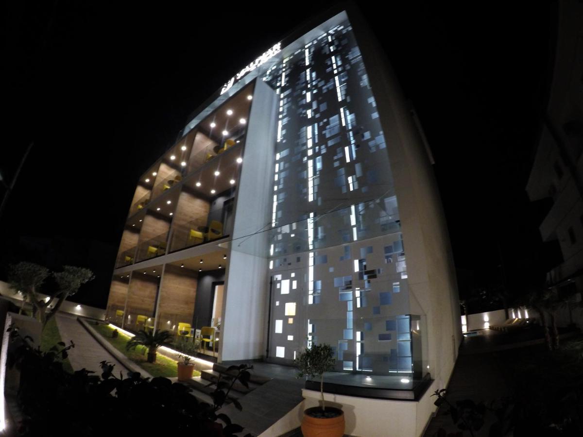 Valmar Hotel クサミル エクステリア 写真