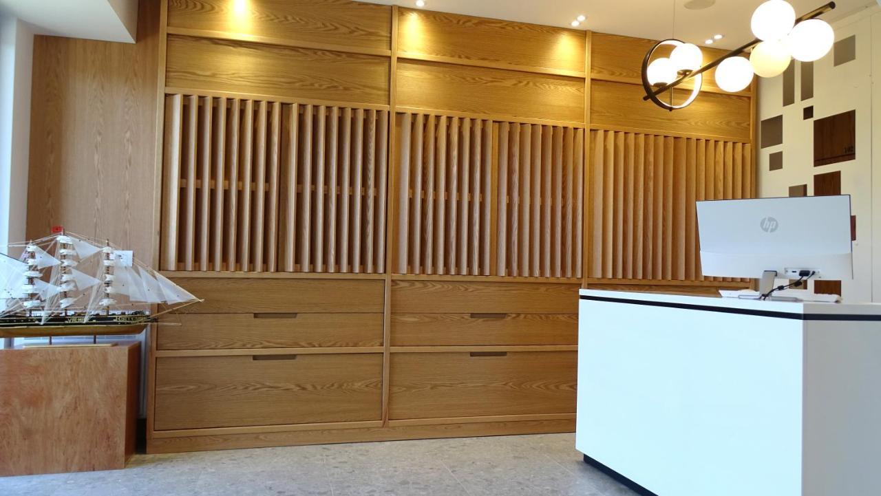 Valmar Hotel クサミル エクステリア 写真