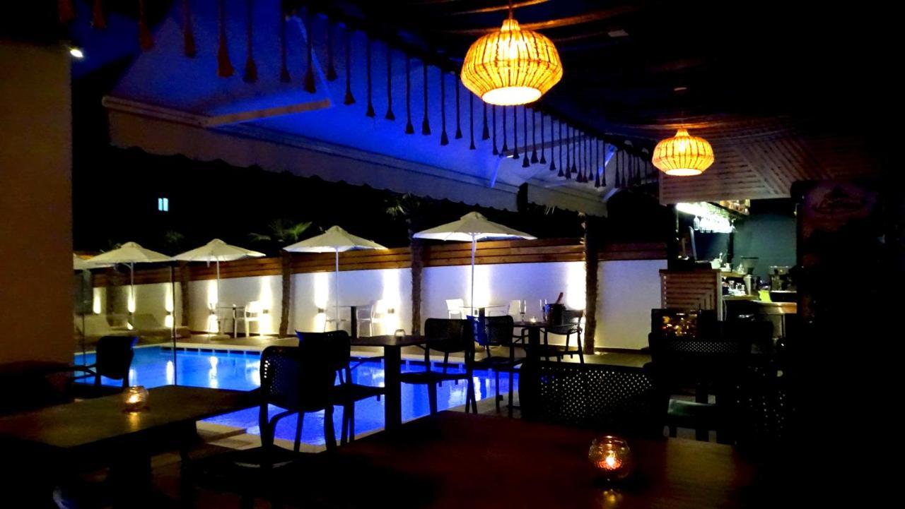 Valmar Hotel クサミル エクステリア 写真
