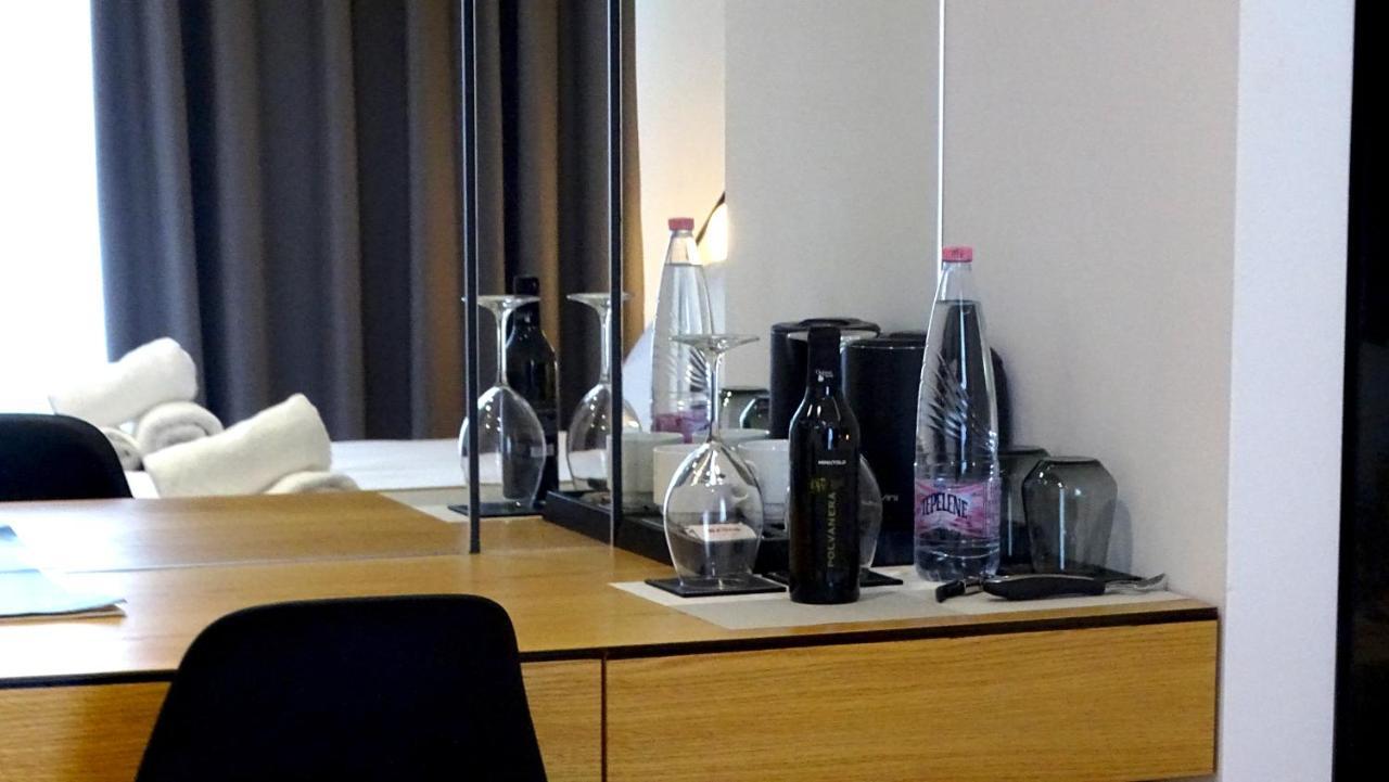 Valmar Hotel クサミル エクステリア 写真